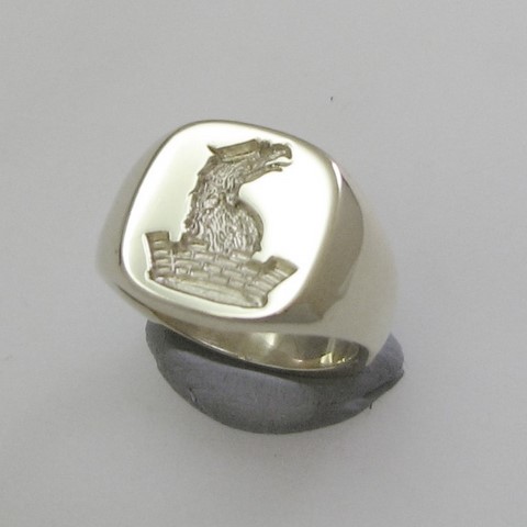 trade price silver crest signet rings