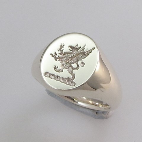 fighting griffin crest ring trade price